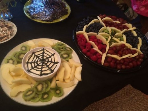 35  Ghoulishly Good Halloween Fruit Tray Ideas