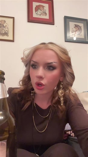 ur mum (@ur.mum9162)’s videos with original sound - arq