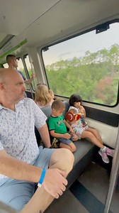 Lahat naka solar libre na kuryente at mababa ang bayad | Inday roning