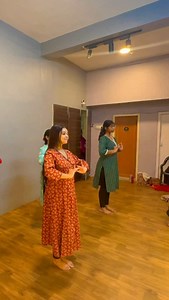 Beginners-friendly choreography classes🌿 To join us 👉contact 8101219230 | Sneha Ghosh