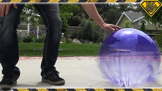 Here’s What Happens to a Balloon Full of Nitrogen