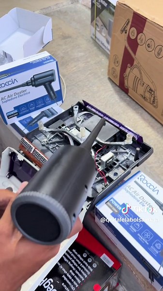 -Soplador De Aire Comprimido Electrico 260W-500W Facilita la limpieza en espacios reducidos, con una poderosa potencia de aire. 2 Velocidades ajustables Portatil Poderoso Amigable con el medio ambiente 5 boquillas #soplador #limpiador #tecnico #computadora #pc #tienda #tecnicos #viraltiktok #tiktok #viral #foryoupage #ftp #quitalelabolsatienda #quitalelabolsa #quitalelabolsavnzla #tiendaquitalelbolsa