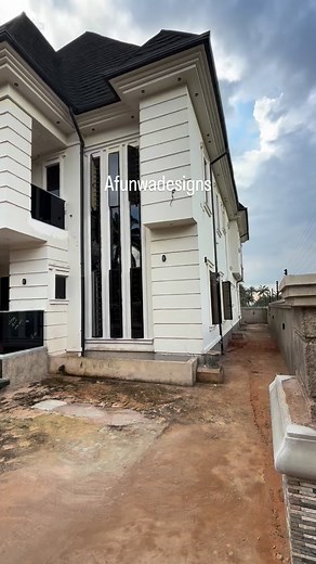 5 bedrooms duplex!!! Tiling and painting of compound loading!!!! | Arc Engr Aghanwa Emmanuel I