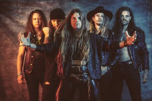 H.E.A.T anuncia nuevo disco, "Welcome To The Future", creado con "diversión, sangre y sudor"