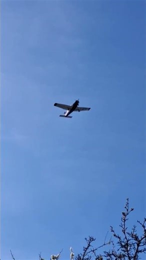 G-IBFW Piper PA-28R-200 Cherokee Arrow III arrival (landing) to Cambridge Airport CBG