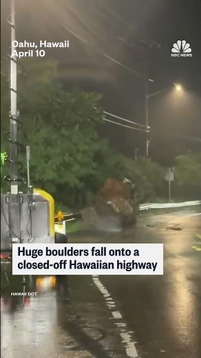 Huge boulders slide onto Hawaiian highway