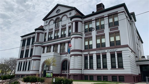 Lead contamination hits Milwaukee schools