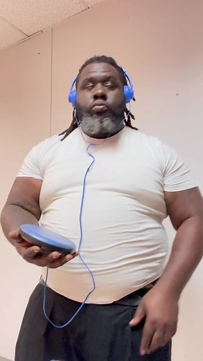 Nostalgic Moments: CD Players' Debut Humorously Recreated