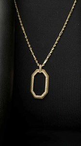 1.1K views · 11 reactions | One pendant, styled 4 ways! ‍♀️✨ Let every detail reflect your unique style. Add a touch of customization to your pendant with a chain that expresses your personality! 﫶拾 | Spirit Lake Silver & Gold | Facebook