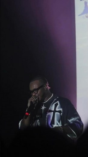 DROP IT LIKE ITS HOT rmx in France