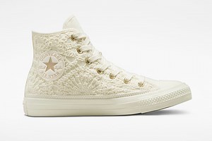 El outlet de Converse liquida las zapatillas Chuck Taylor tan bonitas que te harán olvidar tus bailarinas esta primavera