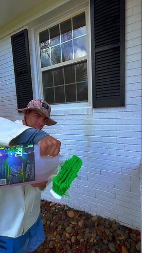 Tactical Tip: Window Weep Hole Stains #diy