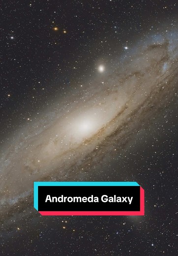 Stunning Image of the Andromeda Galaxy Panorama