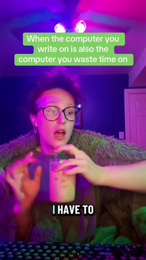 I’m starting to understand why people use typewriters in the modern era and if I didn’t have a typo every three words I’d seriously consider it. #writer #write #writertok #writinganovel #booktok