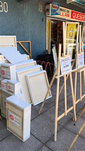 Telas Atriles on Instagram: "Oferta Navidad atril caballete más bastidor de regalo #telasatriles #atriles #caballetes #telas #lienzos #bastidores #arte #pinceles #oleos #acrilicos #pinturas"