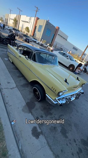 #lowridersgonewild #lowriders #lowrider #lowriderculture #cars #classiccars | Lowridersgonewild