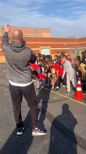 FH Boys starting the race! | Fox Hill Elementary
