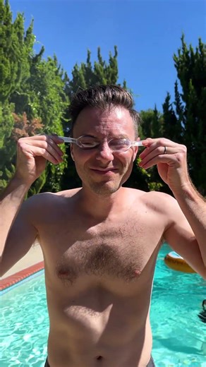 Smart sunscreen tips for your next pool or beach day! ☀️ #sunscreen #sunnyday #vacation #springbreak