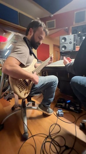 @daniel.cbk recording a new Aisles’ song Daniel grabando una nueva canción de Aisles #bassguitar #warwick #bajistaschilenos #aisles #progrock | Aisles