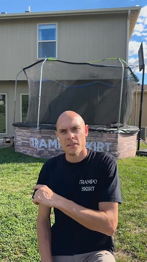 Trampo Skirt keeps kids and pets safely out from under the trampoline. Grab yours at tramposkirt.com #trampoSkirt #trampolineSafety #parentingHack backyardUpgrade kidsafety | Trampo Skirt