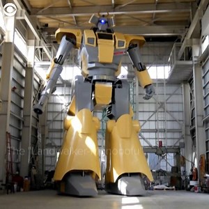 18K views | When one Japanese engineer dreamed of riding inside the robot from his favorite anime series, he decided to turn his dream into a reality. Check out the giant humanoid robot he created! | CBS Newspath | Facebook