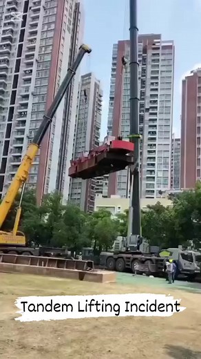 650K views · 6.2K reactions | Tandem Lifting Incident due to wrong selection of rigging gears & improper rigging plan. #TandemLifting #LiftingIncident #CraneAccident #HeavyLifting #LoadDistribution #CraneCoordination #SafetyProtocolFailure #EquipmentFailure #LoadHandling #ConstructionSiteAccident | Equipment world | Facebook