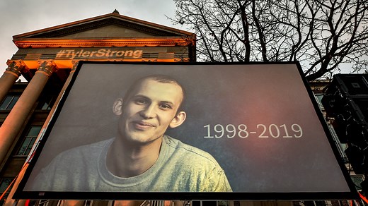 Purdue's vigil for Tyler Trent, cancer hero and super fan, draws thousands