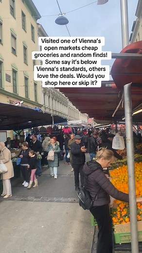 This is one of Vienna’s open markets known for its low prices. Some say it’s below Vienna’s usual standards, while others think it’s a great spot for budget shopping. I’d love to hear your take! #fblifestyle #vienna #marketplace #viral #Christmas | Viennahighlights