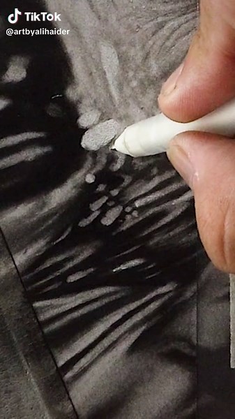 Hyper Realistic Water Drawing Tutorial with ASMR Techniques