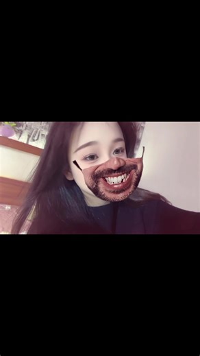 再靠近点吧～让我诉说所有的委屈