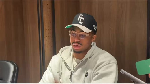 Keldon on Julian Champagnie:“He stuck by and stayed with the process and he’s thriving and that’s always good to see.. To be able to call him a friend of mine outside of basketball means the world to me, because he’s such an amazing human being.”🖤🤍🥹🥹#GoSpursGo #PorVida