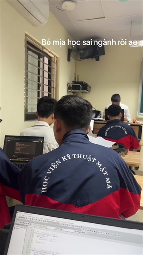 Học Sai Ngành Công Nghệ Thông Tin: Cách Khắc Phục