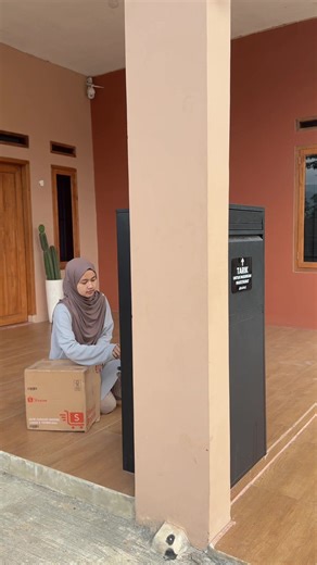 Kirain cuma scroll biasa… eh taunya malah nemu voucher paling cuan 😭🔥 Sekarang kalau mau belanja, aku langsung masuk lewat tab Live & Video di homepage Shopee. Serius deh, vouchernya beda 💸✨ Coba cek sendiri sampai akhir videonya, aku spill cara nemu vouchernya juga 👀 #shopeeliveandvideoxtra