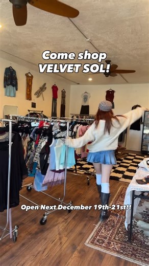 Velvet Sol | Flagstaff Clothing Shop on Instagram: "Still need a gift for your sister or bestie or boyfriend or girlfriend or mom?? Velvet Sol is the place to be! This weekend we have so many special vendors with us! Including! @moolala.jewerly - nature-inspired earrings & other jewelry @littlefreeartbox - Free art supplies! Earthy Customs - crochet plushies & other crochet goods! @girlswithboysnamesart - $5 mini hand drawn portrait photobooth + other goods! @oaktree.treasures - handmade jewelry