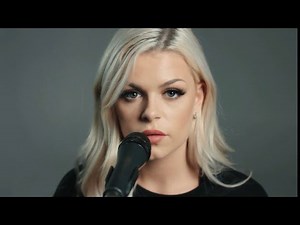 Pillowtalk - ZAYN (Cover By: Davina Michelle)