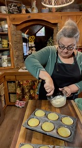 ORANGE POPPY SEED MUFFINS WITH ORANGE GLAZE ICING Farm Cooking With Nan Such a great little muffin! Would be a good Christmas morning/brunch, Thanksgiving light snack/dessert! Made with simple ingredients🧡 Hope y'all enjoy❤️Nan #tennesseeorange #orangeyouglad #poppyseed #muffins #easypeasy #OrangeDesserts #justforyou #farmcookingwithnan | Farm Cooking with Nan