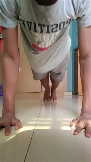 15push up in 19sec#fyp #muscular #mucles #gym #bulking #viralvideo