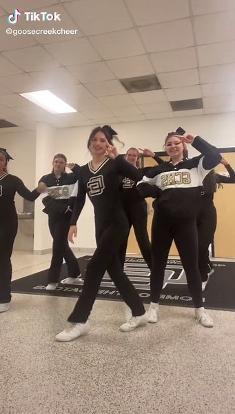 game day! #cheerleading #gameday