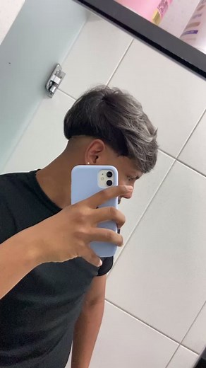 Cabelo Liso Masculino: Cortes e Estilos Modernos