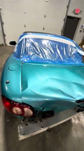 Miata in 50 SHADES OF BLUE! 🎨 Parting out a 2003 #NB in what color again ??