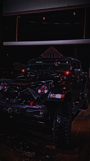 Exploring the Jeep Gladiator: Features and Life Hacks