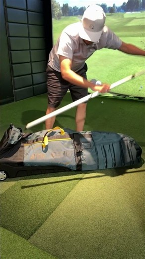 Why Is This Golf Bag So Satisfying 😍⛳ #golfbag
