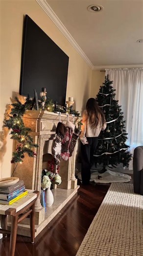 emily alexander on Instagram: "Can’t wait for this month of vlogs! 🤭"