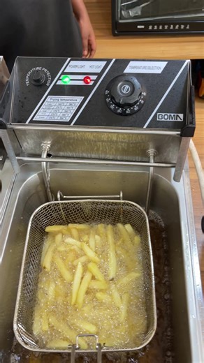Back from the Christmas break and straight to business! 🔥 Our Double Pot Electric Deep Fryer makes frying fries and chicken fast, easy, and efficient. With two separate pots, you can fry different foods at the same time, perfect for busy kitchens and food vendors. 🍟🍗 Available now at Selima Trading Company. All our products have 1 Year warranty. For more information, call any of our sales lines 0543463330 0545557551 0559466738 #cookwaresets #deepfryer #selimatrading #fufumachine #fufumaker