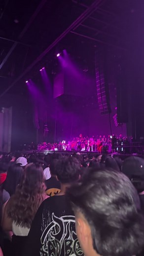 Mientras duermes: Concierto en vivo de Junior H