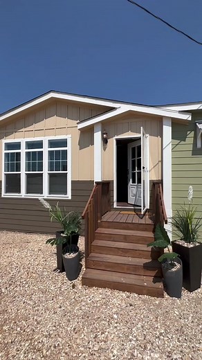 Check out the Vail in 60 seconds 🤩 #claytonhomes #manufacturedhomes #modularhomes #mobilehomes #hometour #mobilehometour #hometok #prefab