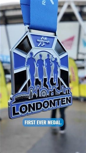 These Runners Completed Their First Ever Race at the London 10… and THIS Was Their Reward! 🏅