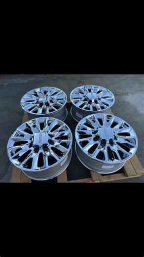 GMC AND CHEVY PARTS on Instagram: "2020 GMC 2500 3500 HD OEM CHROME FACTORY STOCK ORIGINAL WHEELS RIMS DENALI"