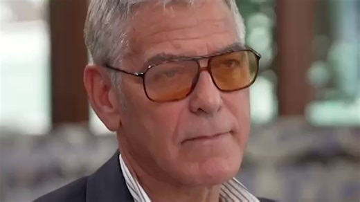 4.3M views · 60K reactions | George Clooney says that at 64 years old, he no longer thinks about how he looks on camera. “You have to let go of that,” he tells Seth Doane. Otherwise, “it’s going to bite you.” More from their conversation, including how Clooney differs from his latest “Jay Kelly” character, airs Sunday. https://cbsn.ws/4365aAY | CBS Sunday Morning | Facebook