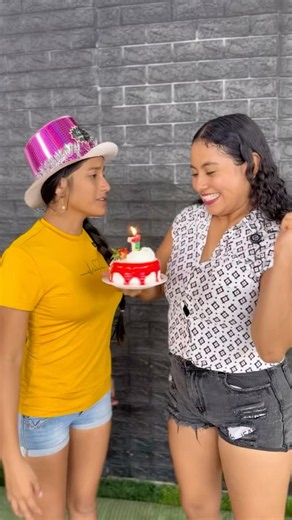 The birthday 🎂 ends with everyone covered in cake 🧁